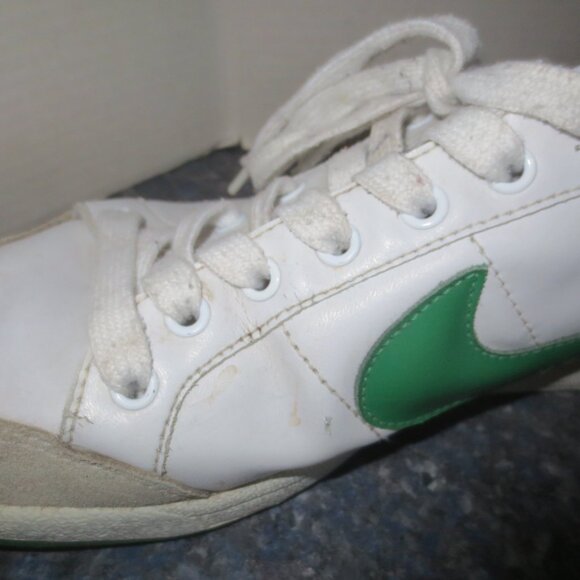 Nike Retro Old School Classic Court Leather Shoes - Size 12 Men's. - Picture 4 of 10